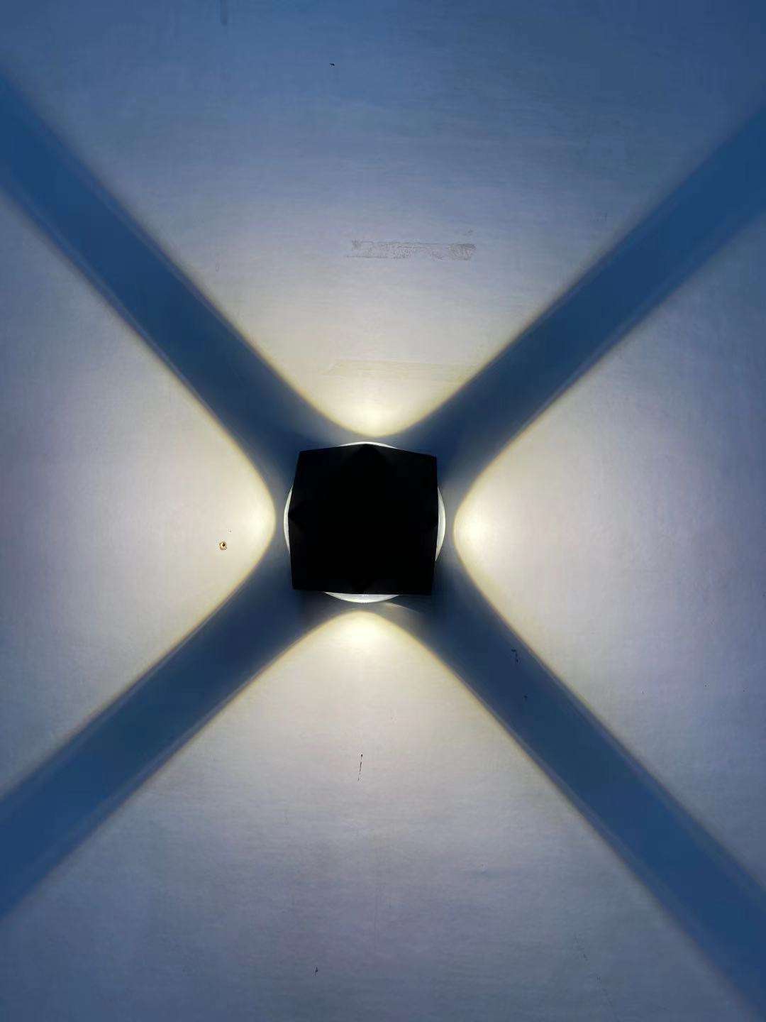 Lampada da parete impermeabile Guscio nero a forma di diamante 12W