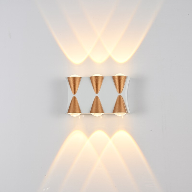 Slim Wall Mount Led Vanity Light Armadietto da bagno Illuminazione Lampada luminosa morbida Applique decorativa personalizzata