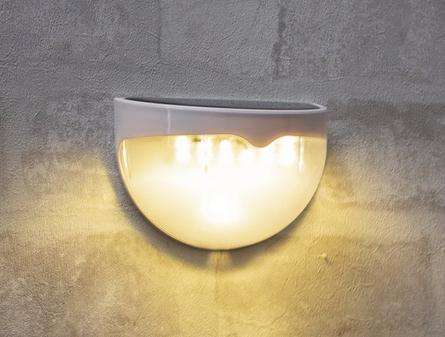 Lampada da parete solare impermeabile IP65 applique da parete a led applique da parete a led applique moderne per illuminazione esterna