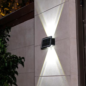 Proiettore solare Foco Lampada a LED Apparecchi di illuminazione solare impermeabili Lampade di inondazione Lampade da parete Giardino Luci solari per esterni