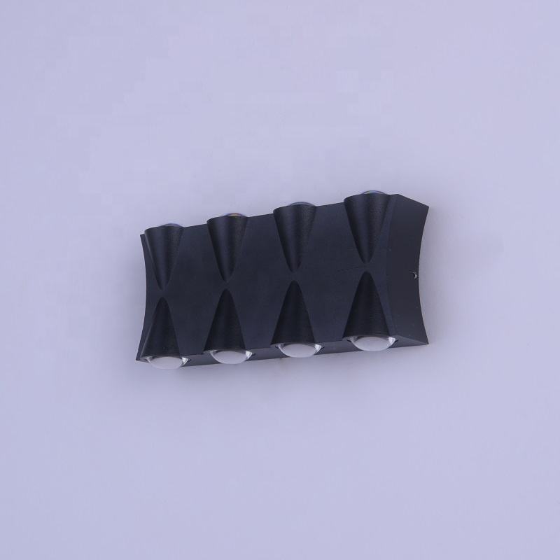 Lampada da parete a LED impermeabile da 6W Lampada da parete per esterni in alluminio per interni Accessori per la decorazione della luce del portico del giardino a LED montati su superficie