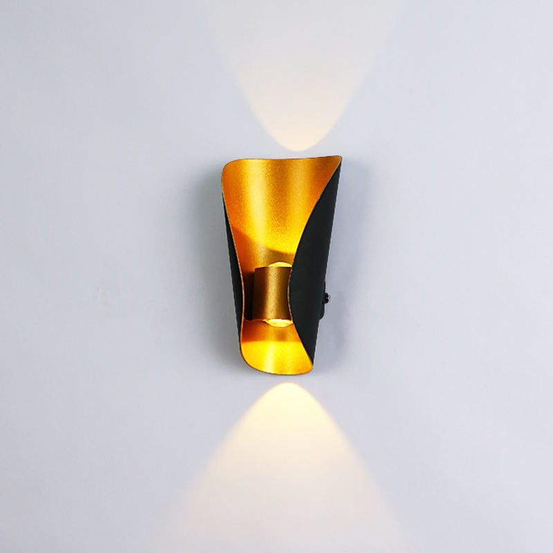 Lampada decorativa a led di piccole dimensioni Lampada da parete a forma di barca su e giù luce moderna per interni ed esterni