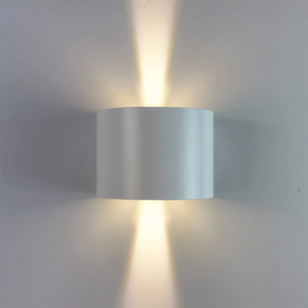 Lampada da parete a led impermeabile da 6W con design a semicerchio impermeabile per esterni con lampada a sospensione per applique a prezzo diretto di fabbrica