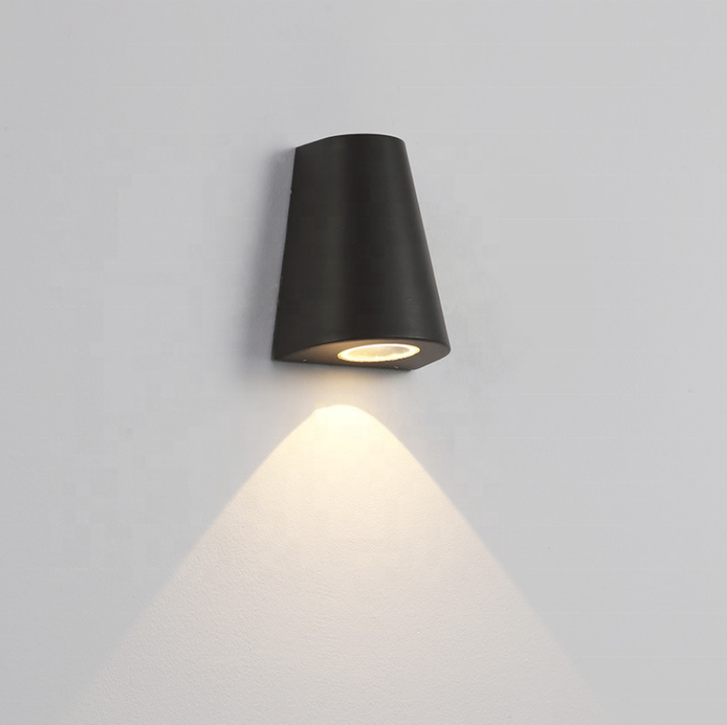 Lampada da parete a LED a testa singola Impermeabile IP65 Lampada da corridoio da giardino Lampada da esterno per interni AC85-265V