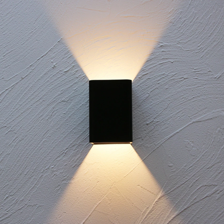 Lampada da parete moderna Up Down 3W LED RGB Camera da letto Decorazione da comodino Wandlamp AC85-265V Illuminazione industriale per progetti