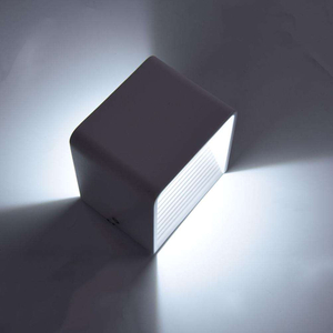 Cube CoB 6W LED Up And Down Applique da parete AC85-265V Camera da letto Comodino Cubo Applique da parete per interni Decorazione in alluminio Articoli per l'illuminazione