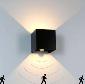 Motion Sensor Outdoor 12W Lampada da parete orientabile su e giù in alluminio Decorare applique da parete a LED