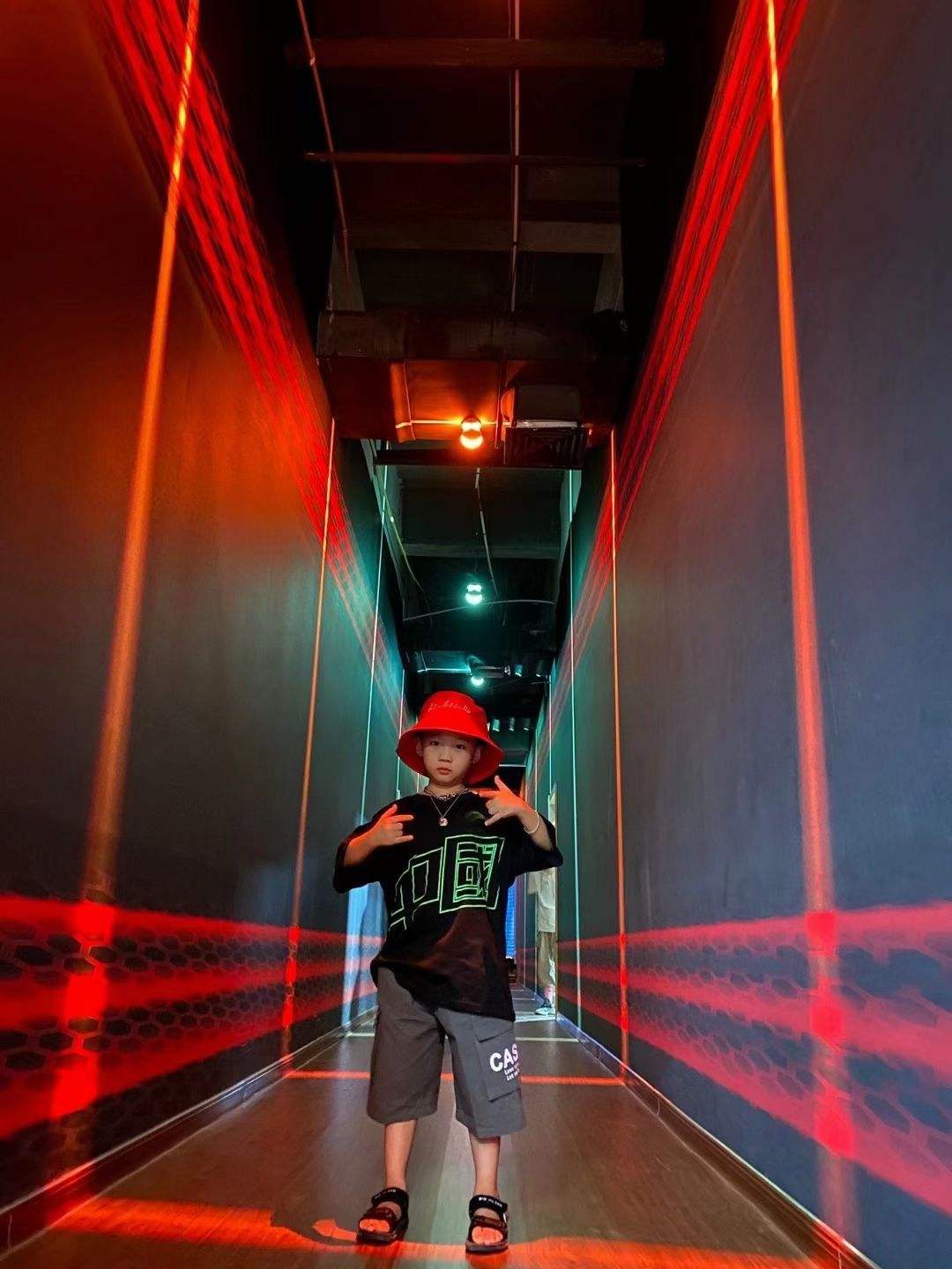 Lampada da parete moderna a led di alta qualità Lampada da parete impermeabile per davanzale e luce notturna per esterni
