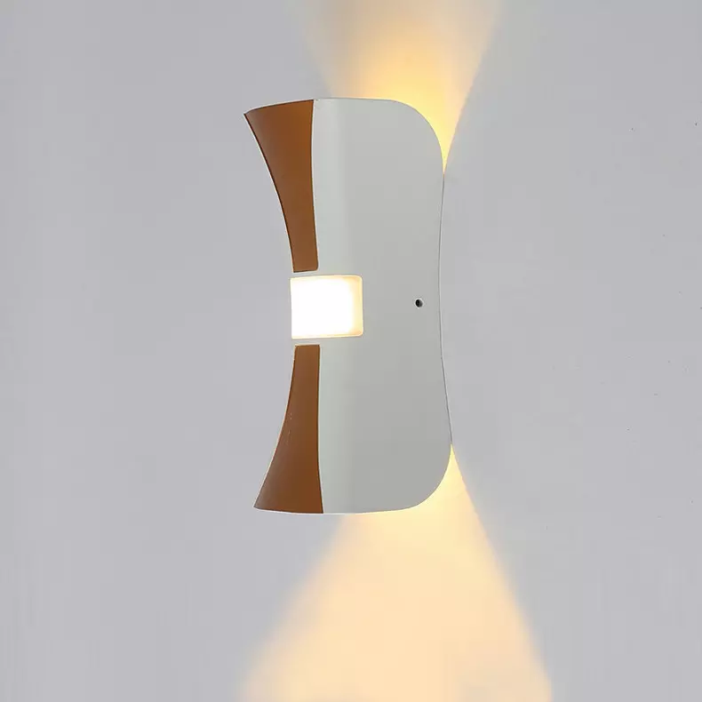 Impermeabile LED Outdoor Wandlamp LED IP65 Alluminio Up And Down Luce decorativa per esterni per interni