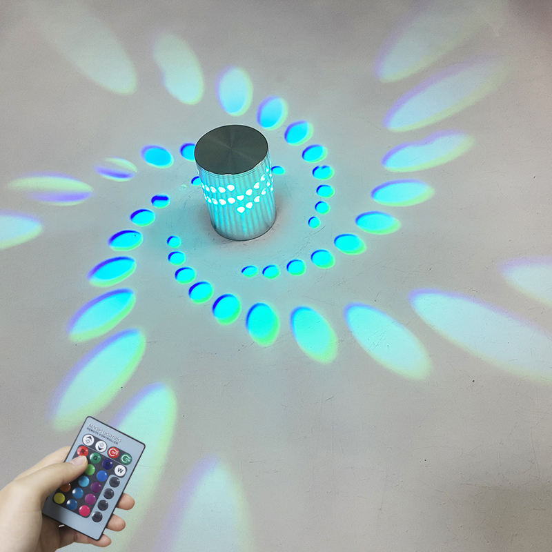 Lampada da parete per scale a led in alluminio RGB Lampada da parete per interni per home office con prezzo di fabbrica e moderna luce notturna montata a distanza