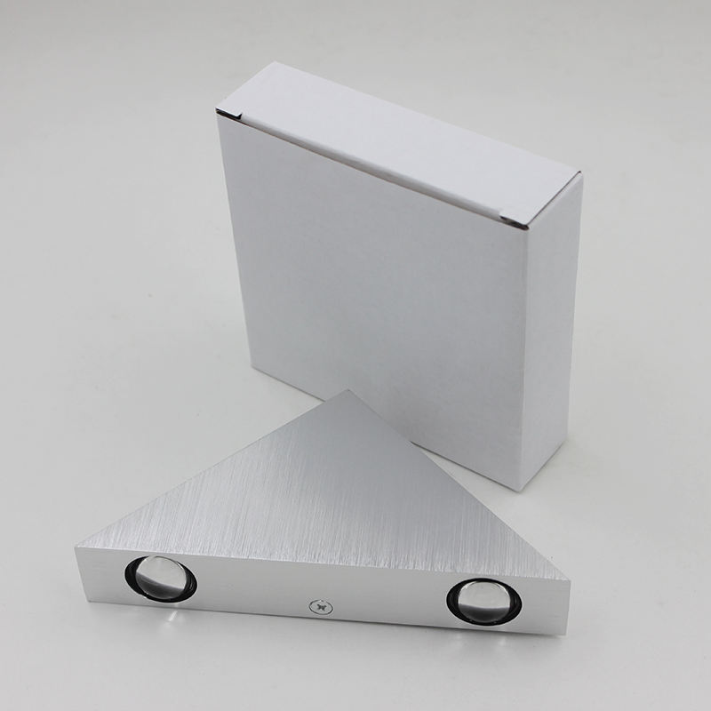 Miglior vendita moderna lampada da parete a led triangolare creativa 3W 9W per illuminazione di interni