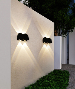 4W 6W 8W New Black Shell White Shell IP65 Impermeabile Applique da parete a LED per esterni su e giù per luci a parete