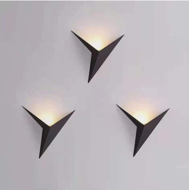 Lampada da parete moderna nordica Impermeabile Ip65 Led Alluminio Outdoor up Down Applique da parete per Garden Hotel Luminoso Corpo in vetro bianco