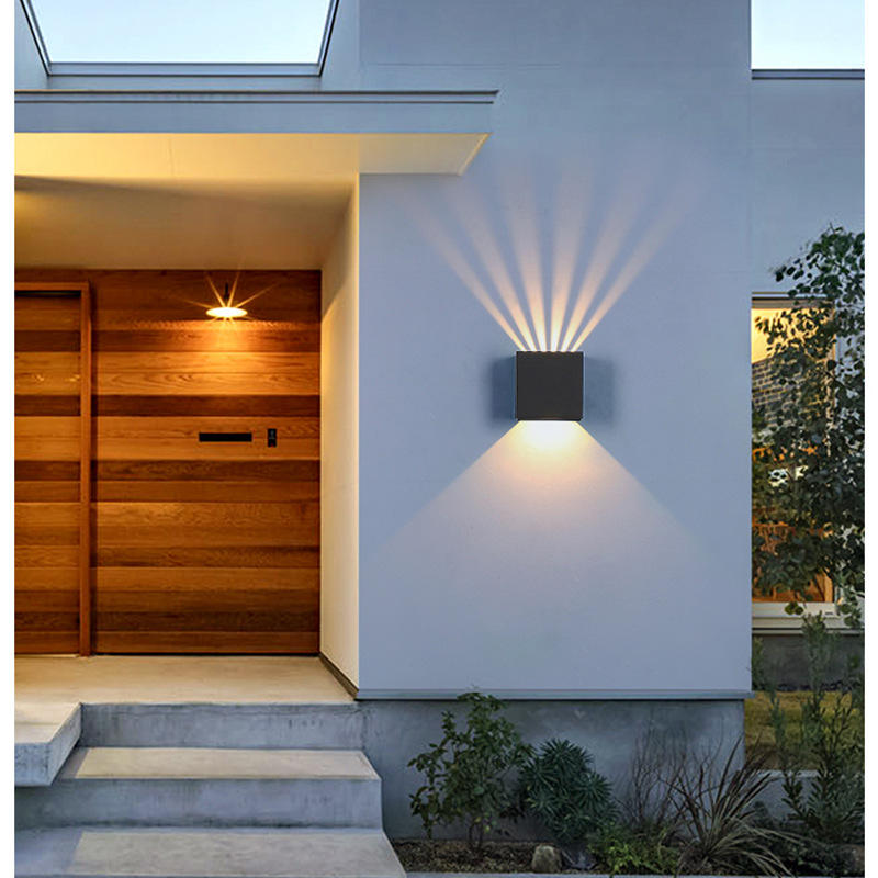 Lampada da parete a LED da 6W Lampada da parete da giardino IP65 Lampada da esterno impermeabile Apparecchio per la decorazione della casa Illuminazione Corridoio Corridoio Luce