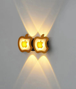 Lampada da parete impermeabile per esterni 4W Lampada decorativa a forma di mela Lampada da parete a luce notturna a LED Lampada da parete moderna su e giù per giardino