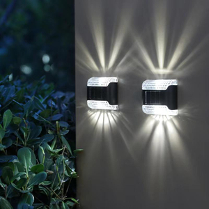 Lampada da parete solare trasparente su e giù Lampada da esterno impermeabile per giardino domestico Terrazza Balcone Atmosfera Decor Light