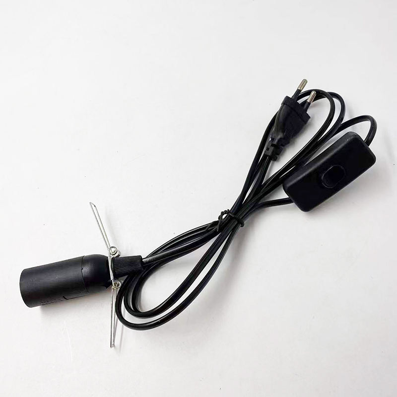 Portalampada europeo con attacco base E14 con interruttore on off spina ue prolunga filo vintage e14 base lampadina