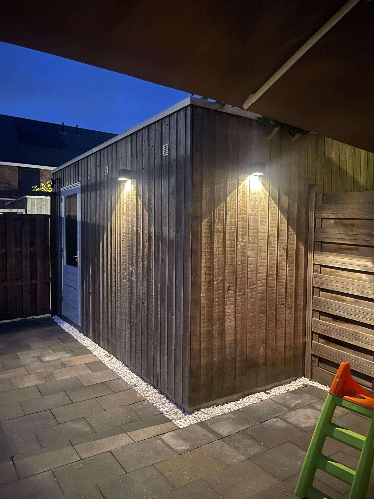 LED solare per esterni controllo della luce induzione decorazione del cortile applique da parete per recinzione solare semicircolare lampione a risparmio energetico