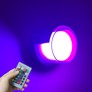 Applique da parete Art Déco in acrilico impermeabile con luce a LED per esterni Applique da parete Applique da parete a LED RGB con telecomando Wandlamp