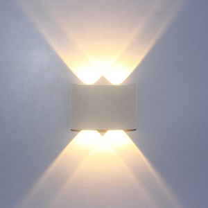 La lampada da parete per esterni di vendita diretta in fabbrica ha condotto la luce notturna del giardino LED Wandleuchte Porch Picture Light OEM Luminosità per montaggio a parete