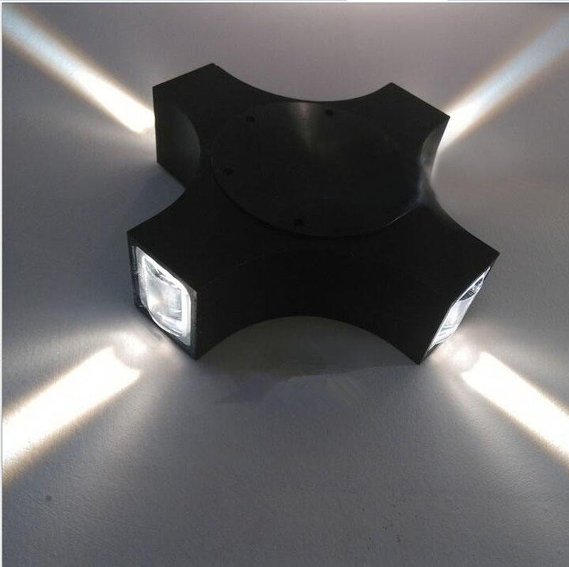 Nuova lampada da parete per esterni a LED 12W Cross Star 4 lati illuminazione impermeabile IP65 per la decorazione del giardino