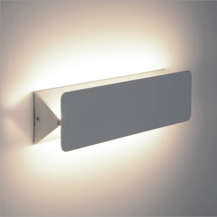 Lampada da parete a LED da 5W Lampada da comodino per camera da letto Angolo di luce regolabile per la decorazione dell'hotel domestico