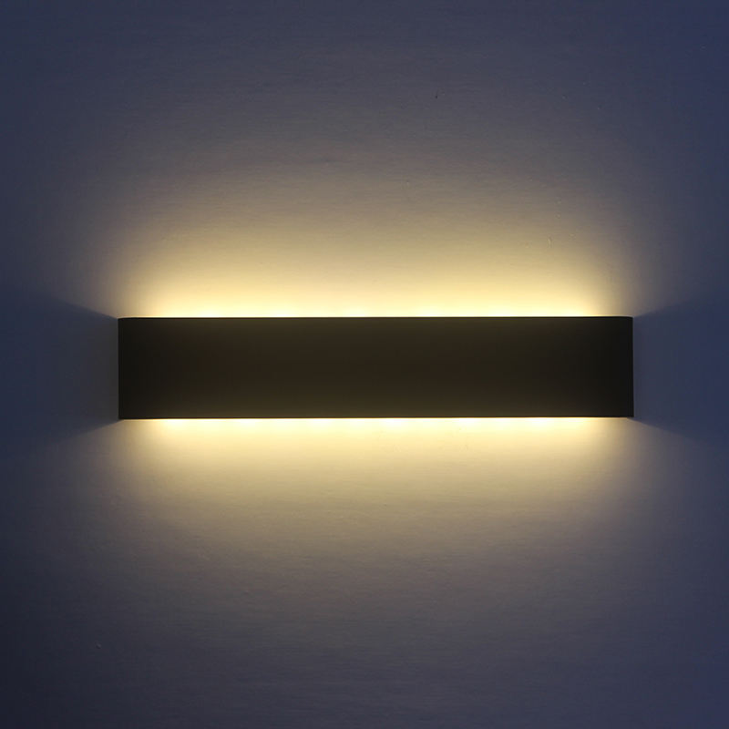 Lampada da comodino moderna minimalista dimmerabile in alluminio Wandspot 2.4G RF Lampada da comodino per bagno Smart Applique da parete a LED