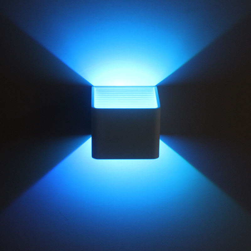Lampada da parete a led cubo da 3W di alta qualità con telecomando rgb per l'illuminazione del soggiorno interno