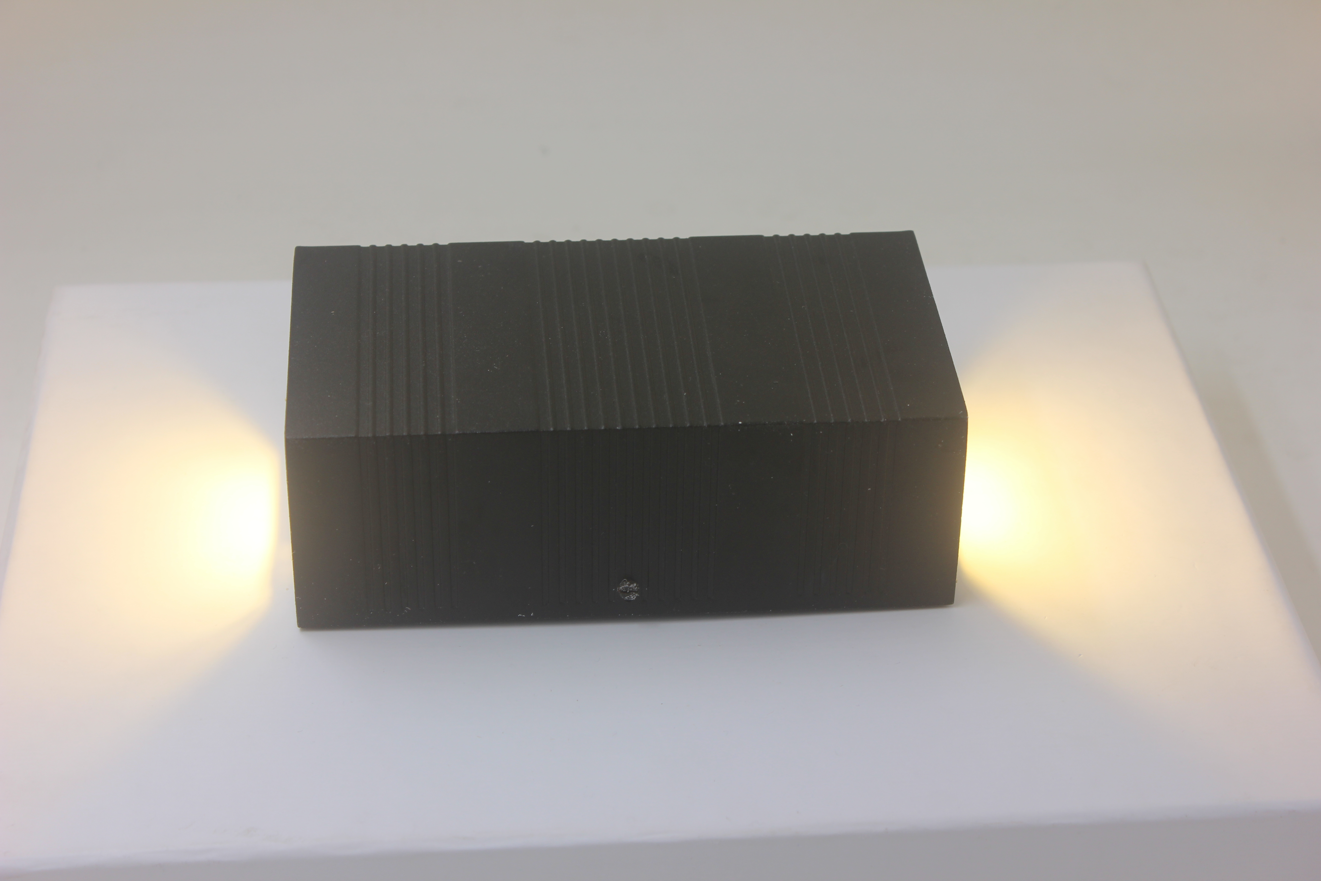 Up Down COB Moderne lampade da parete a LED 10W Indoor Outdoor Lighting Applique da parete impermeabile a parete