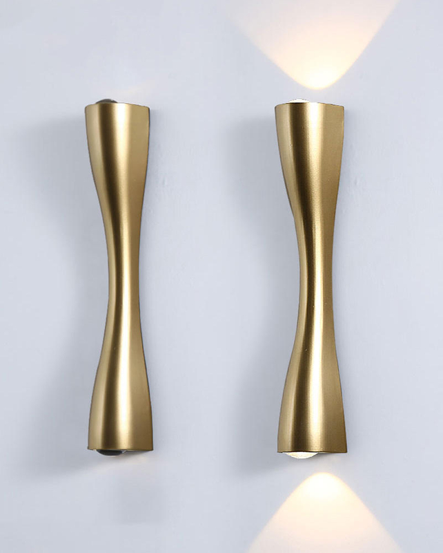 Groothandel Mode Decorate Indoor Zwart Goud Alluminio Acryl Ijzer Woonkamer LED Moderne Wandlamp