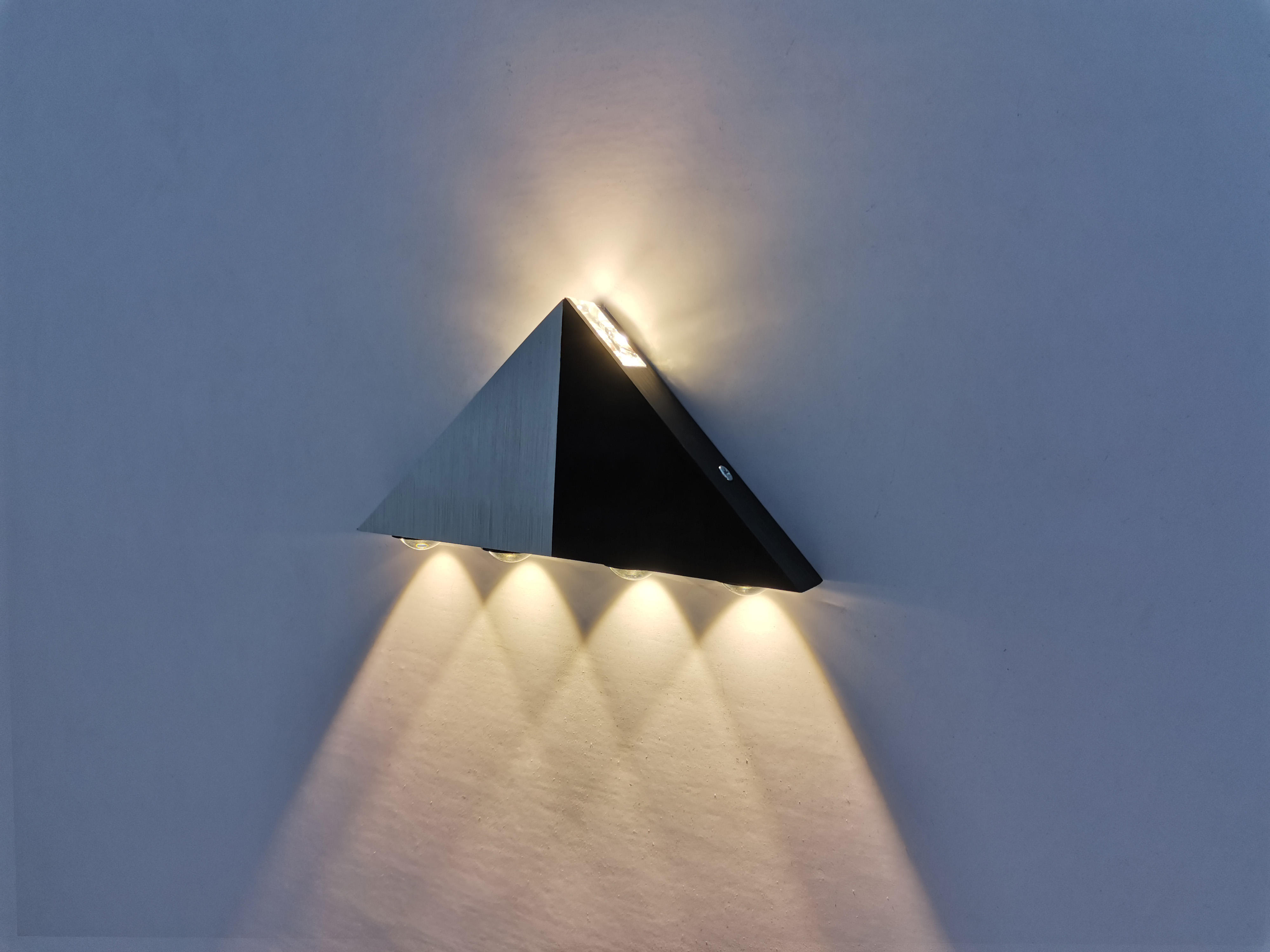 Luce decorativa a led Lampada da parete triangolare e luce notturna per interni con prezzo di fabbrica