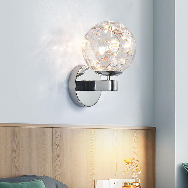 Lampada da parete a led a luce nordica Applique da parete in oro Spot parete fabbrica gypsophila personalità soggiorno sfondo moderno e minimalista camera da letto comodino applique da parete oro