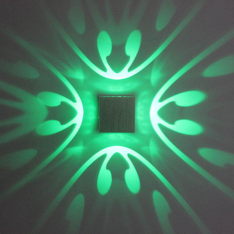2023 Lampada a LED RGB di alta qualità Lampada da parete a farfalla a quattro lati e luce notturna per interni con prezzo di fabbrica