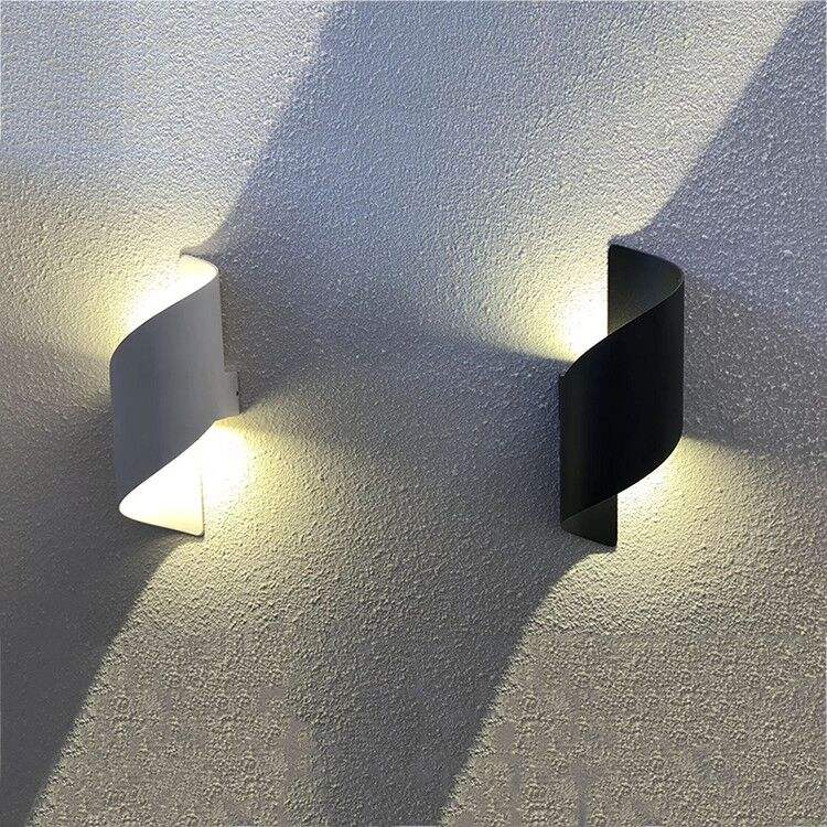 Lampada da parete 12W Led Mirror Sconce per illuminazione domestica Decorazione Comodino da giardino fantasiose luci notturne Su e giù Illuminazione elettronica