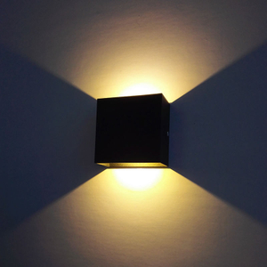 Cube CoB 6W LED Up Down Wall Sconce AC85-265V Camera da letto Comodino Cubo Applique da parete per interni Decorazione in alluminio Apparecchio di illuminazione