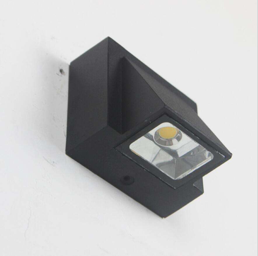 Prezzo di fabbrica Lampada all'ingrosso Lampade da parete per esterni all'aperto con sicurezza al 100%.