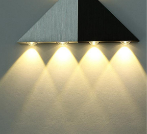 Lampada da parete su e giù a triangolo da 5W per scale della camera da letto Illuminazione per interni Illuminazione su e giù Capodanno in stile europeo