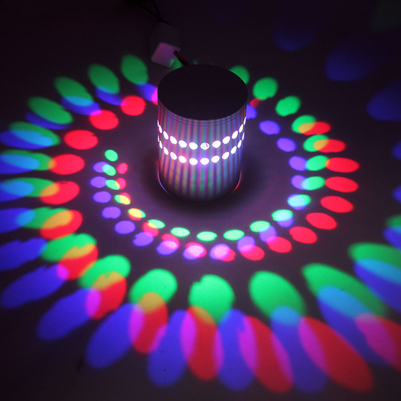 Luce mista di lampada da parete a foro a spirale con prezzo di fabbrica e fantasia moderna luce notturna per interni RGB con telecomando