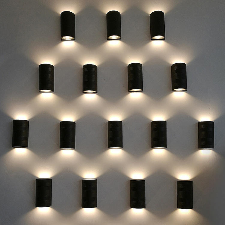 Lampada da parete a LED impermeabile IP65 Lampada da parete a strisce in alluminio 12W 24W 30W 85 ~ 265V Lampione stradale a led per portico per illuminazione esterna