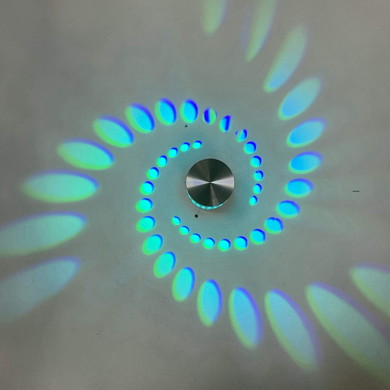 Lampada da parete a LED con foro a spirale Lampada da parete a 16 colori Lampada da parete con telecomando adatta per Hall KTV Bar Lampada da parete artistica per la decorazione della casa