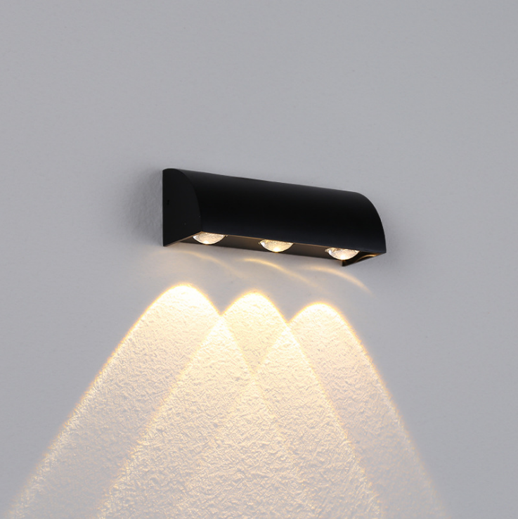 2023 Lampada da parete per personalità nordica Lampada da parete per soggiorno a led semplice Lampada da parete per corridoio dell'hotel Illuminazione su e giù