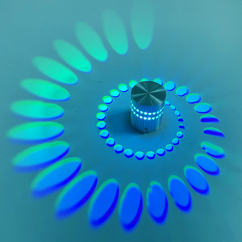 Il foro a spirale di vendite calde della fabbrica ha condotto la lampada della luce del riparo della parete Rgb con il prezzo all'ingrosso