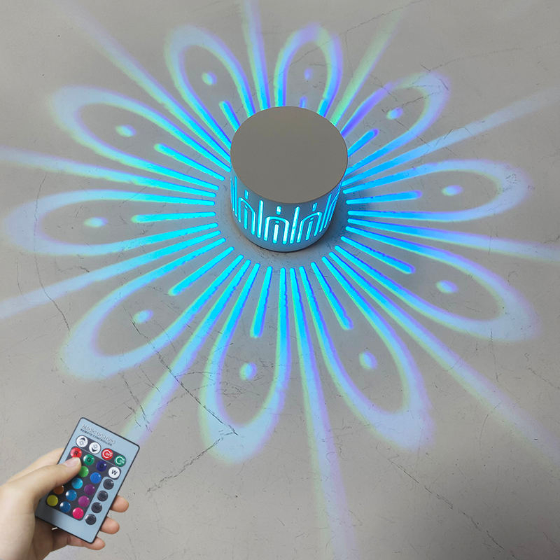 Lampada da parete a LED montata Lampada effetto RGB Girasole Proiezione Raggi AC85-265V Lampada da parete per corridoio con telecomando 1W / 3W