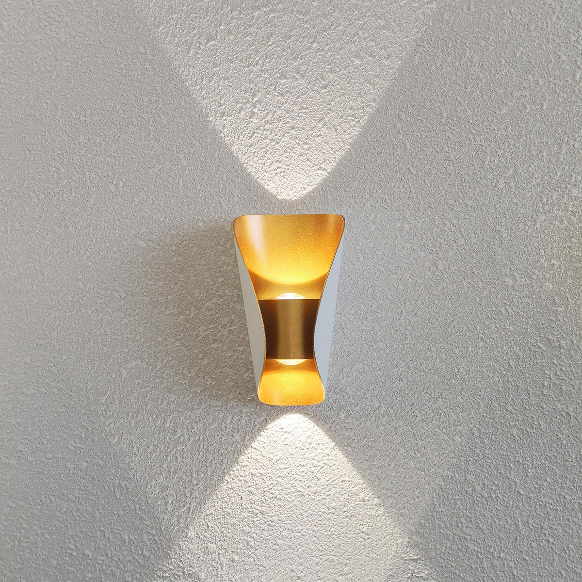 Lampada da parete per esterni IP65 12W 85V-265V Lampada da parete su e giù impermeabile Lampada da parete per esterni a LED per montaggio su superficie
