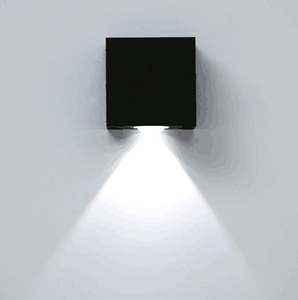 Lampada da parete a sospensione Testata moderna Montata a parete Nichel spazzolato chiaro Decor Hotel Lampada da parete USB Bend Metallo Luminoso personalizzato