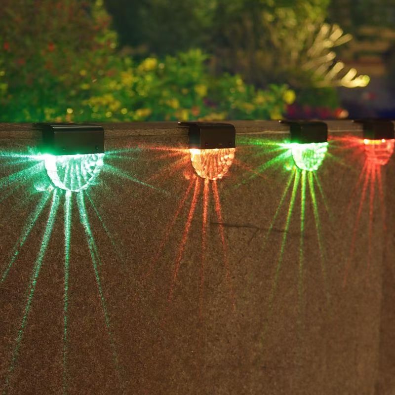 Lampada solare a LED bianca calda per scale Luci da giardino per esterni Impermeabile Energia solare Balcone Decorazione luminosa per recinzione per scale patio