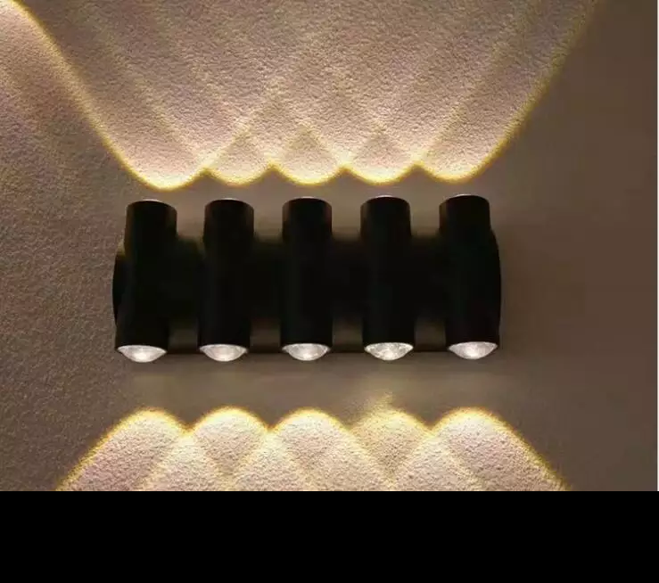 Lampada da parete moderna IP65 Illuminazione per esterni Lampada da parete a LED impermeabile per interni Soggiorno Corridoio Parco Paesaggio Luce da giardino