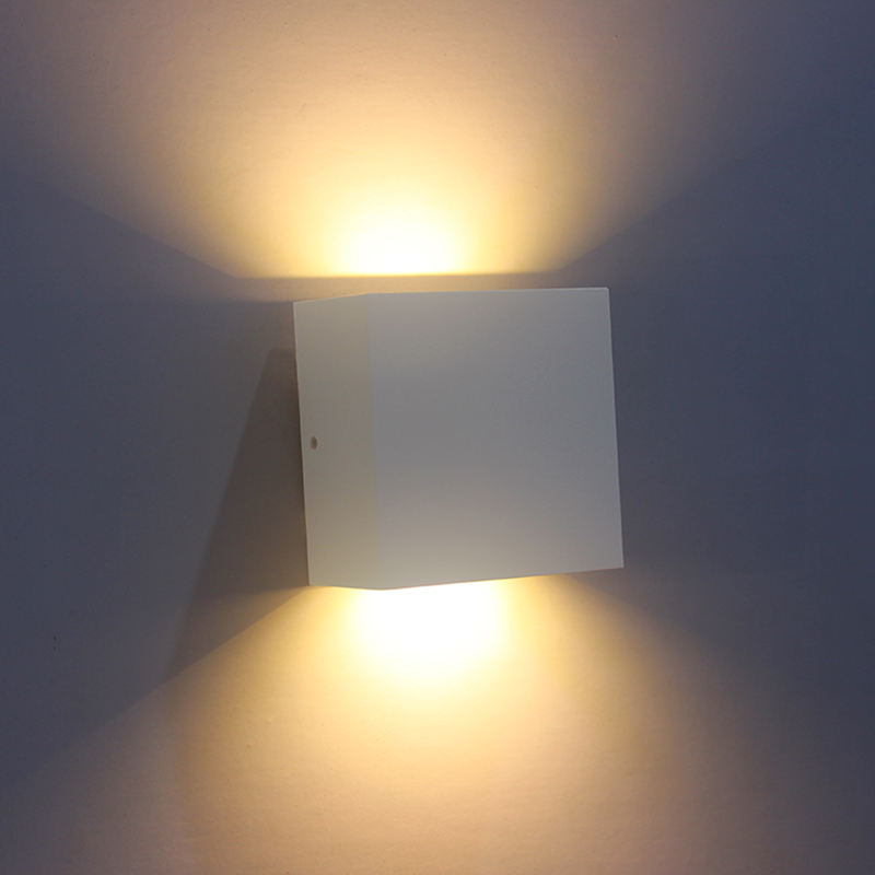 Lampada da parete a led ip65 industriale COB Lampada da parete in alluminio impermeabile per la decorazione del giardino