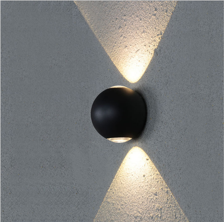Lampada da parete impermeabile moderna per esterni creativa Lampade da cortile a LED Lampada da cancello Lampada da parete per balcone da giardino