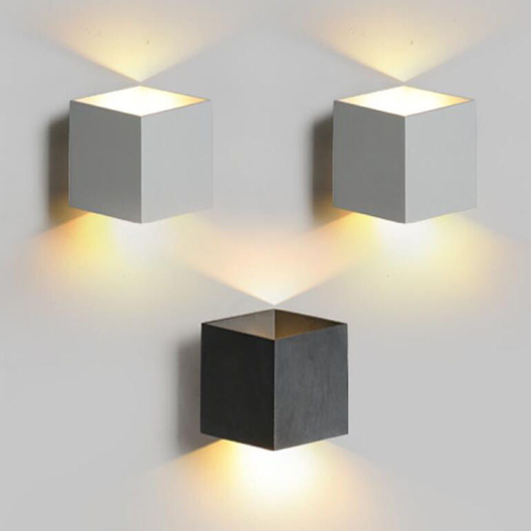 2023 New COB Led Wandlamp 6W 12W impermeabile illuminazione da giardino su e giù per esterni con prezzo di fabbrica